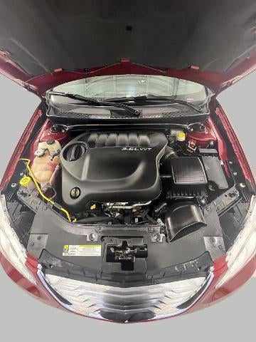 2013 Chrysler 200 Touring