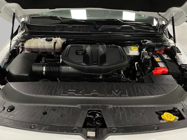2025 RAM 1500 Big Horn Crew Cab 4x4 5'7" Box