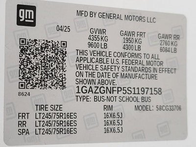 2025 Chevrolet Express Passenger 1LS