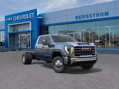 2026 GMC Sierra 3500 HD Chassis Cab Pro