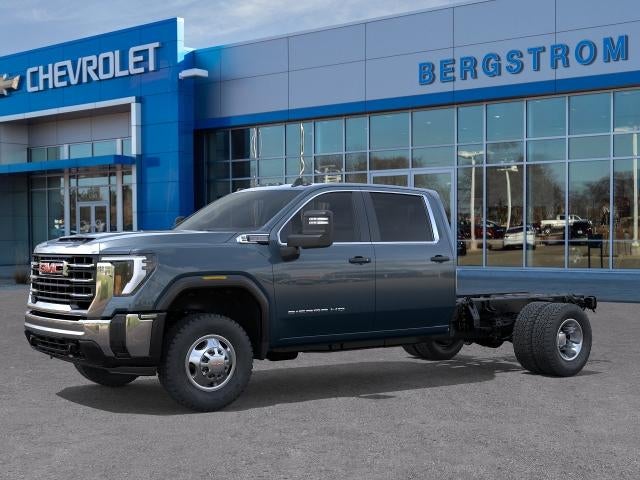 2026 GMC Sierra 3500 HD Chassis Cab Pro