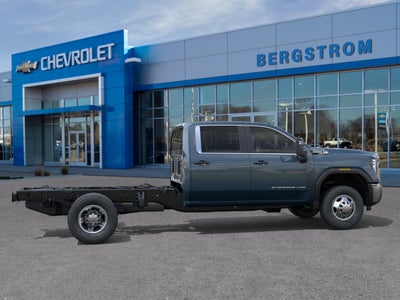 2026 GMC Sierra 3500 HD Chassis Cab Pro