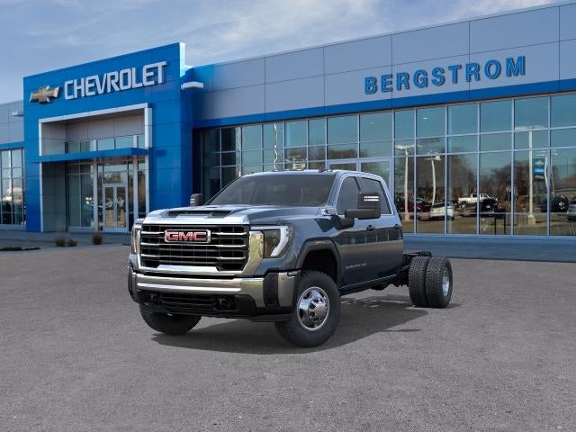 2026 GMC Sierra 3500 HD Chassis Cab Pro