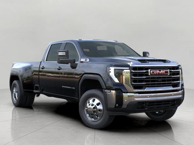 2026 GMC Sierra 4WD Crew Cab Long Box DRW SLE's photo
