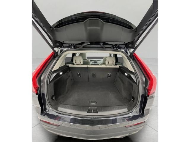 2023 Cadillac XT4 AWD Luxury
