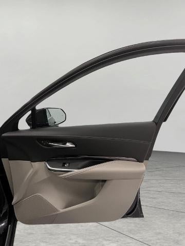 2023 Cadillac XT4 AWD Luxury