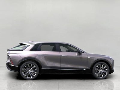 2025 Cadillac LYRIQ Luxury 3