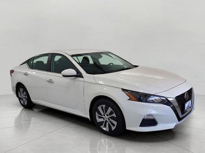 2022 Nissan Altima S FWD
