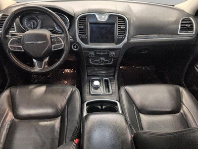 2019 Chrysler 300 Touring L