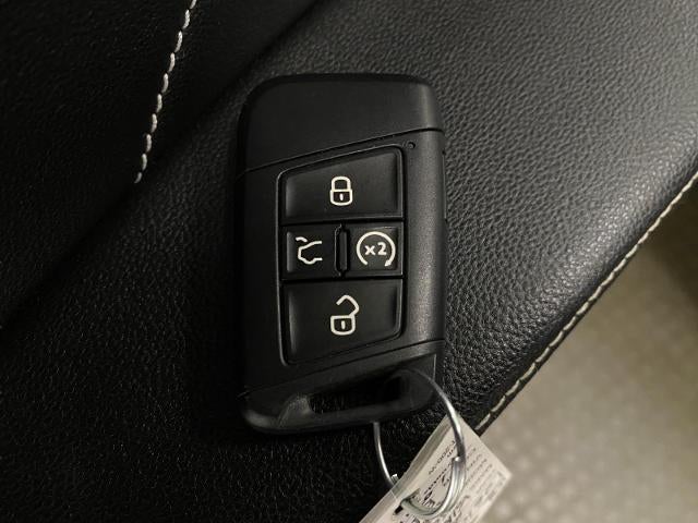 2022 Volkswagen Tiguan 2.0T SEL R-Line