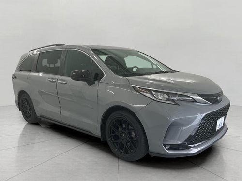 2023 Toyota Sienna XSE