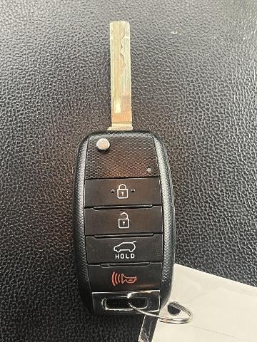 2016 Kia Sorento 2.4L LX
