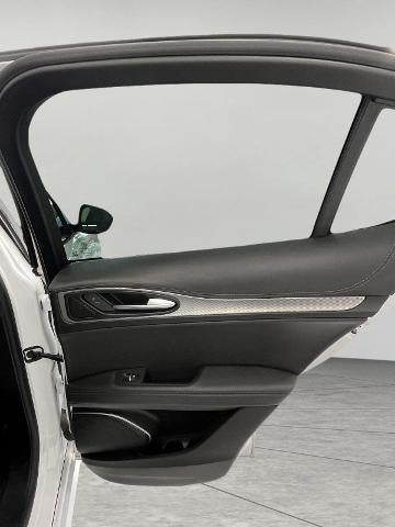 2023 Alfa Romeo Stelvio Veloce AWD