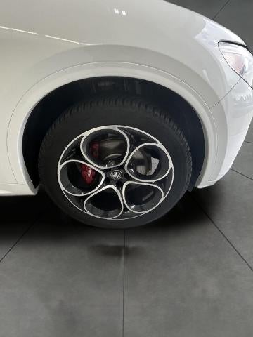 2023 Alfa Romeo Stelvio Veloce AWD