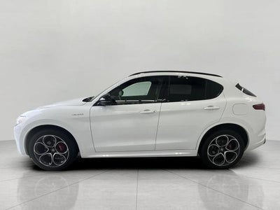 2023 Alfa Romeo Stelvio Veloce AWD